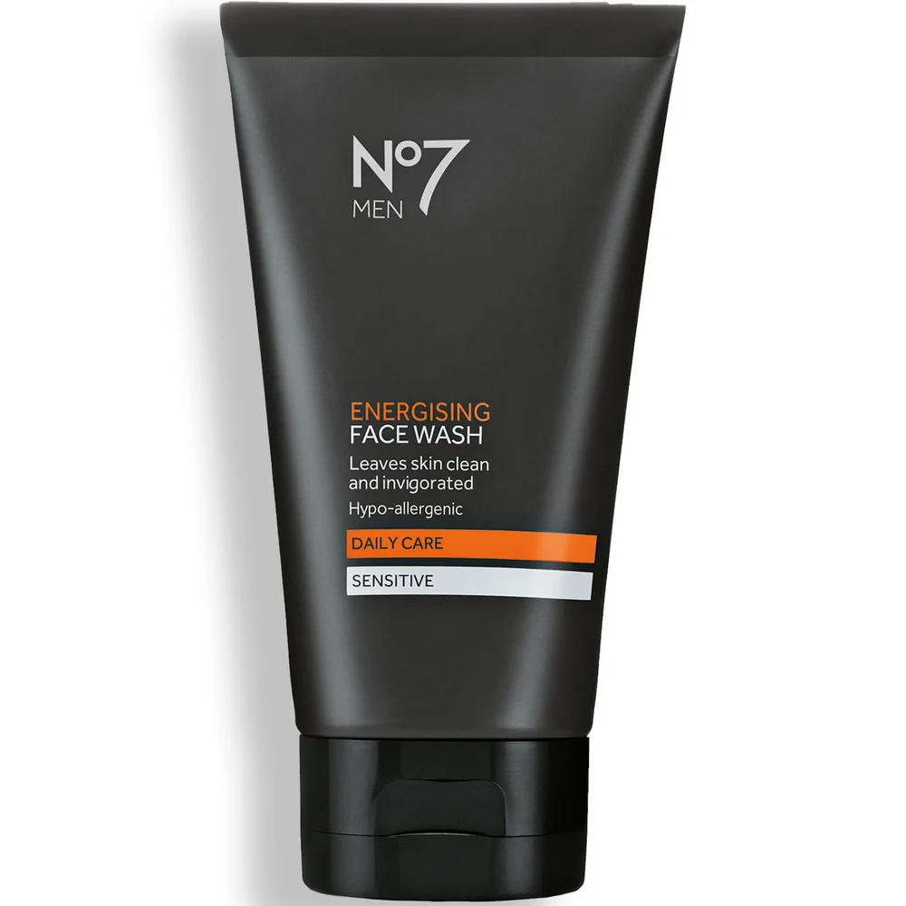 Men Energizing Face Wash Image 1