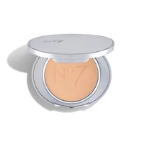 Lift & Luminate Triple Action Pressed Powder