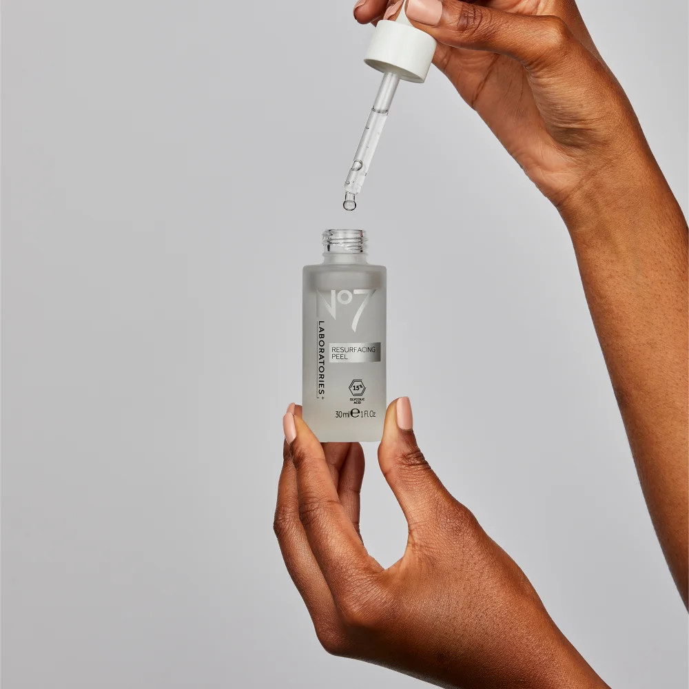 No7 Laboratories Resurfacing Peel 15% Glycolic Acid Image 1