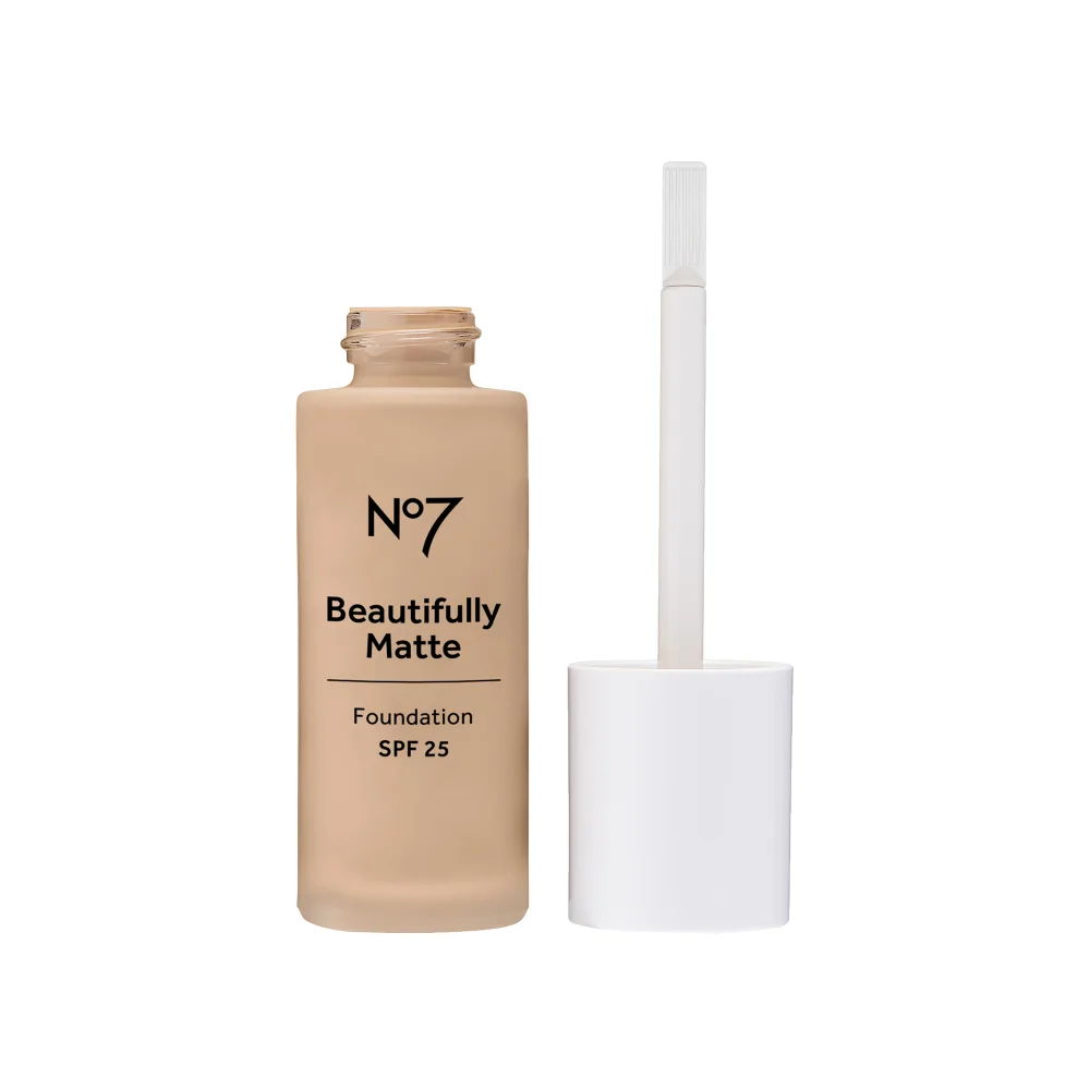 Beautifully Matte Foundation Warm Ivory Image 1