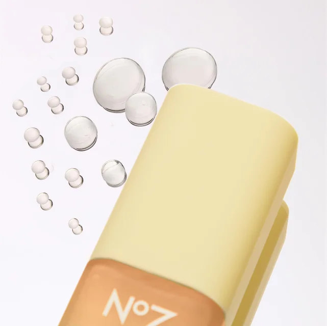 No7 GOOD INTENT Radiance Reflect Spray Serum