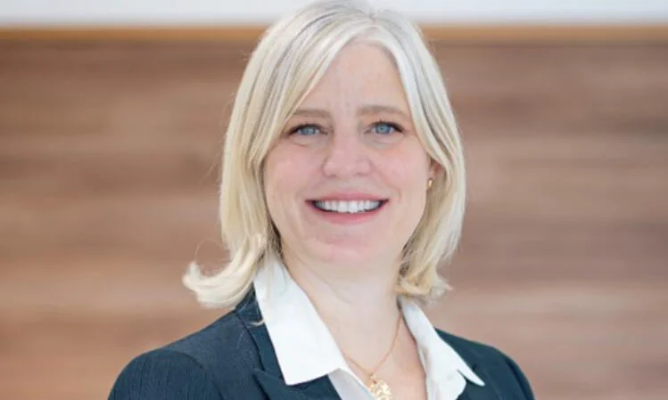 Hillary Leisten